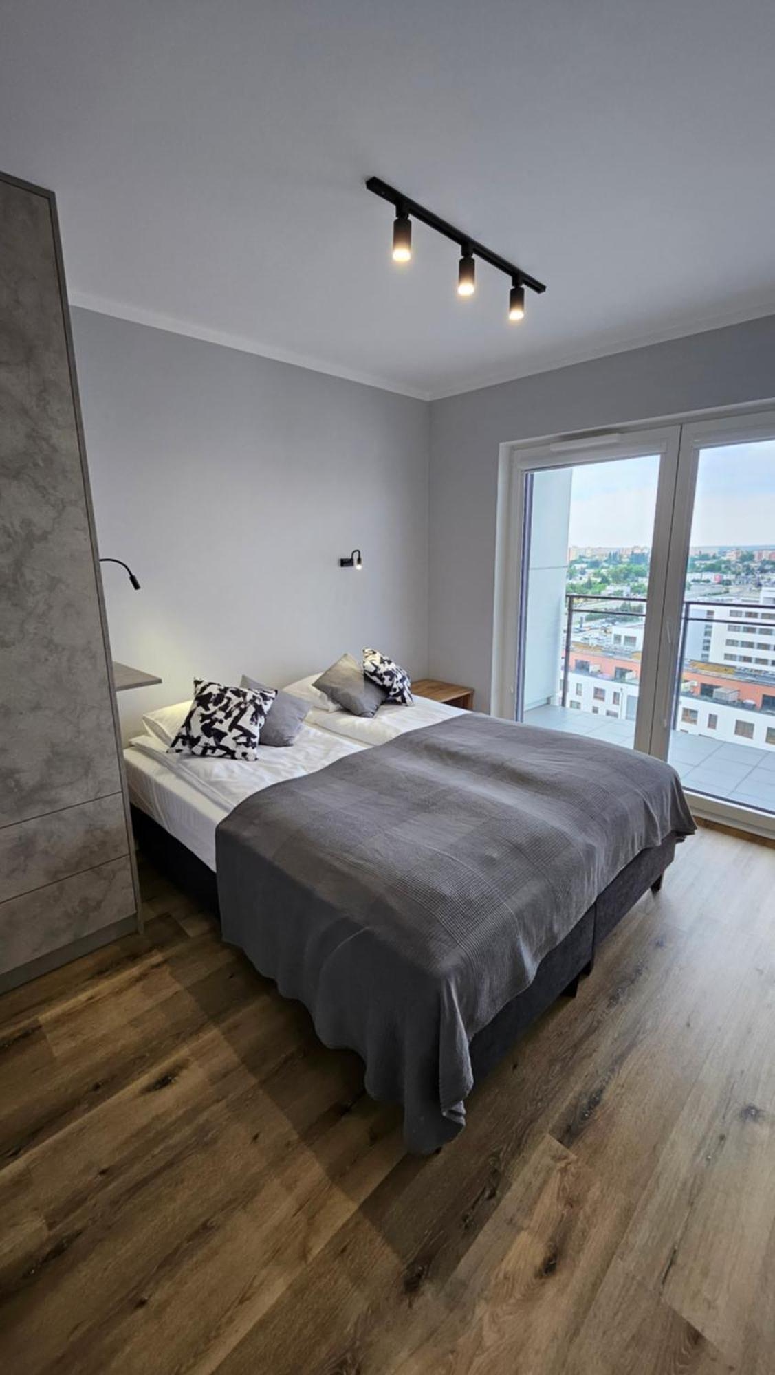 Apartament Bulgarska 59 - Sypialnia I Salon - 40M2 - Self Check In 24H Posen Exterior foto